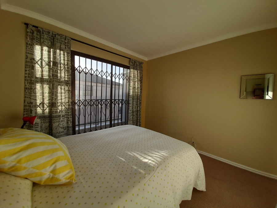 To Let 3 Bedroom Property for Rent in Big Bay Western Cape